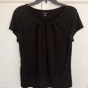 Worthington Black Short-Sleeve Pleated Scoop Neck Tee